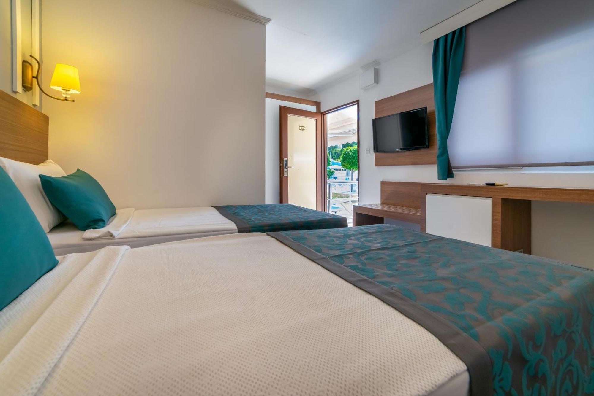 Armas Beach Kemer Room photo